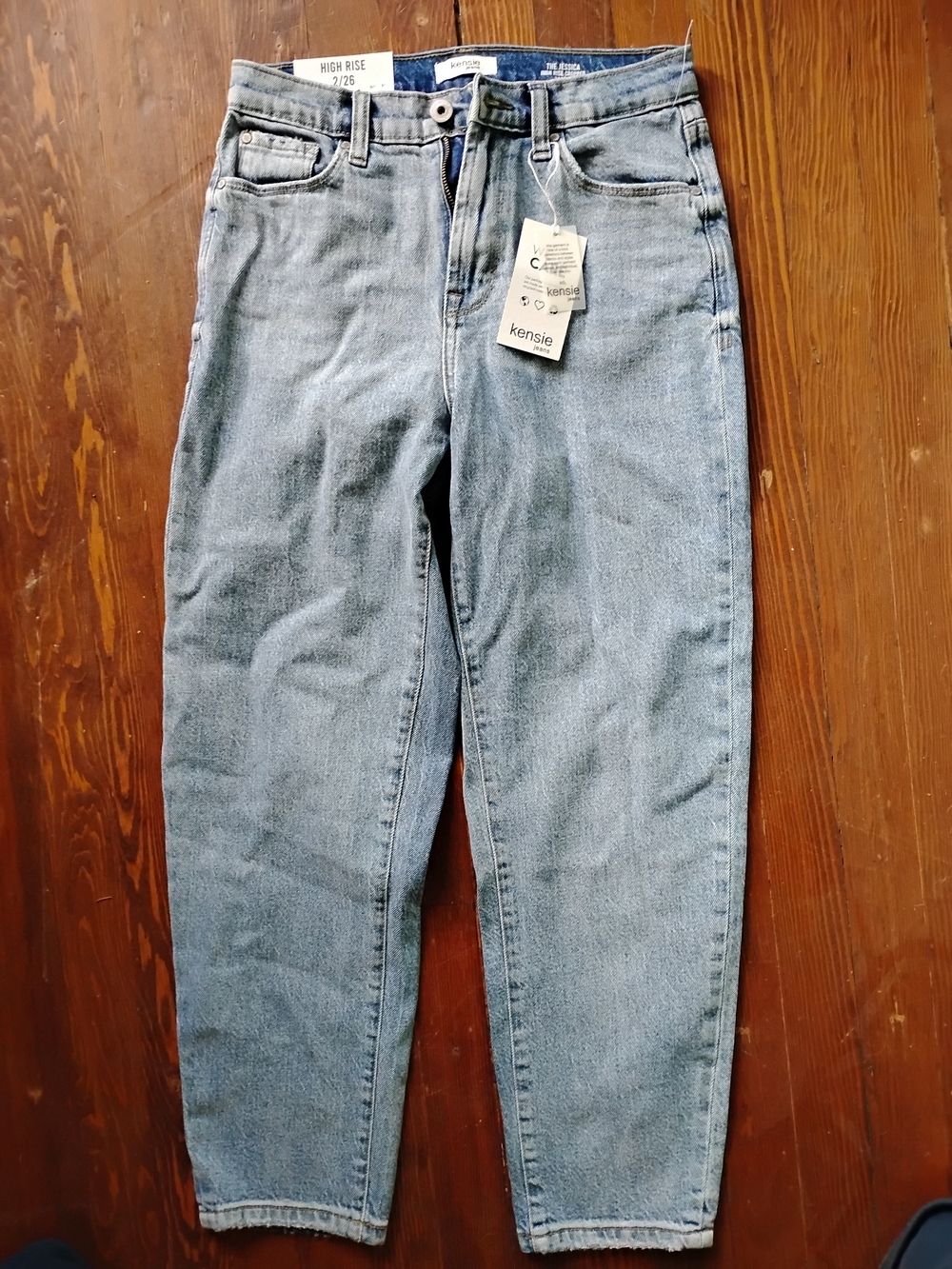 Kensie High-Rise Light Blue Mom Jeans NEVER WORN💎